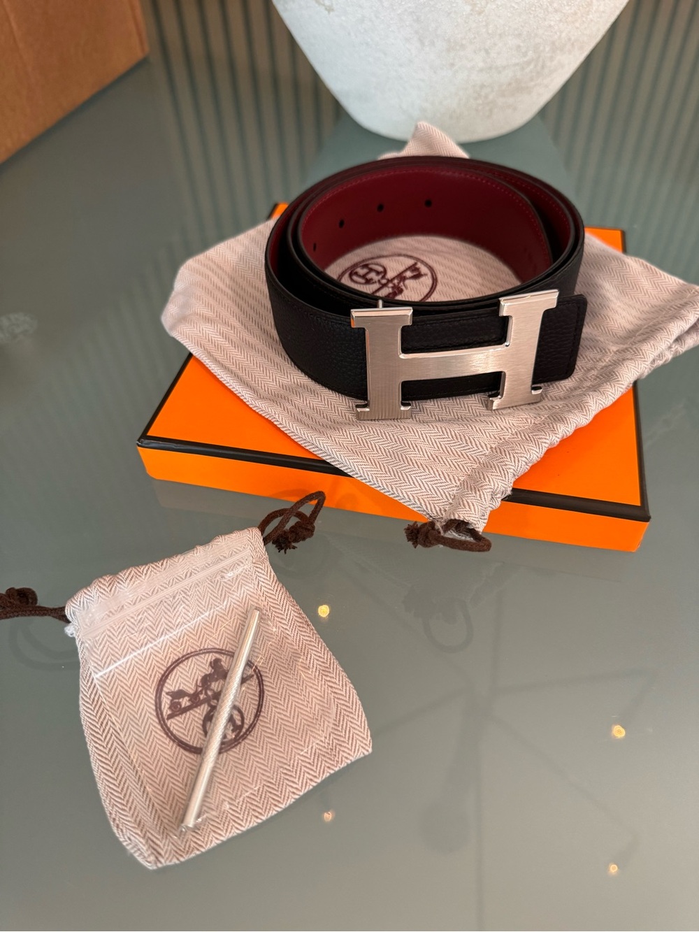 Hermes Black Exterior Red Interior H-Buckle Leather Belt